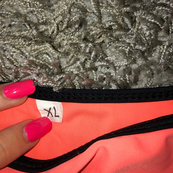 Vibrant bikini set - Picture 3 of 6